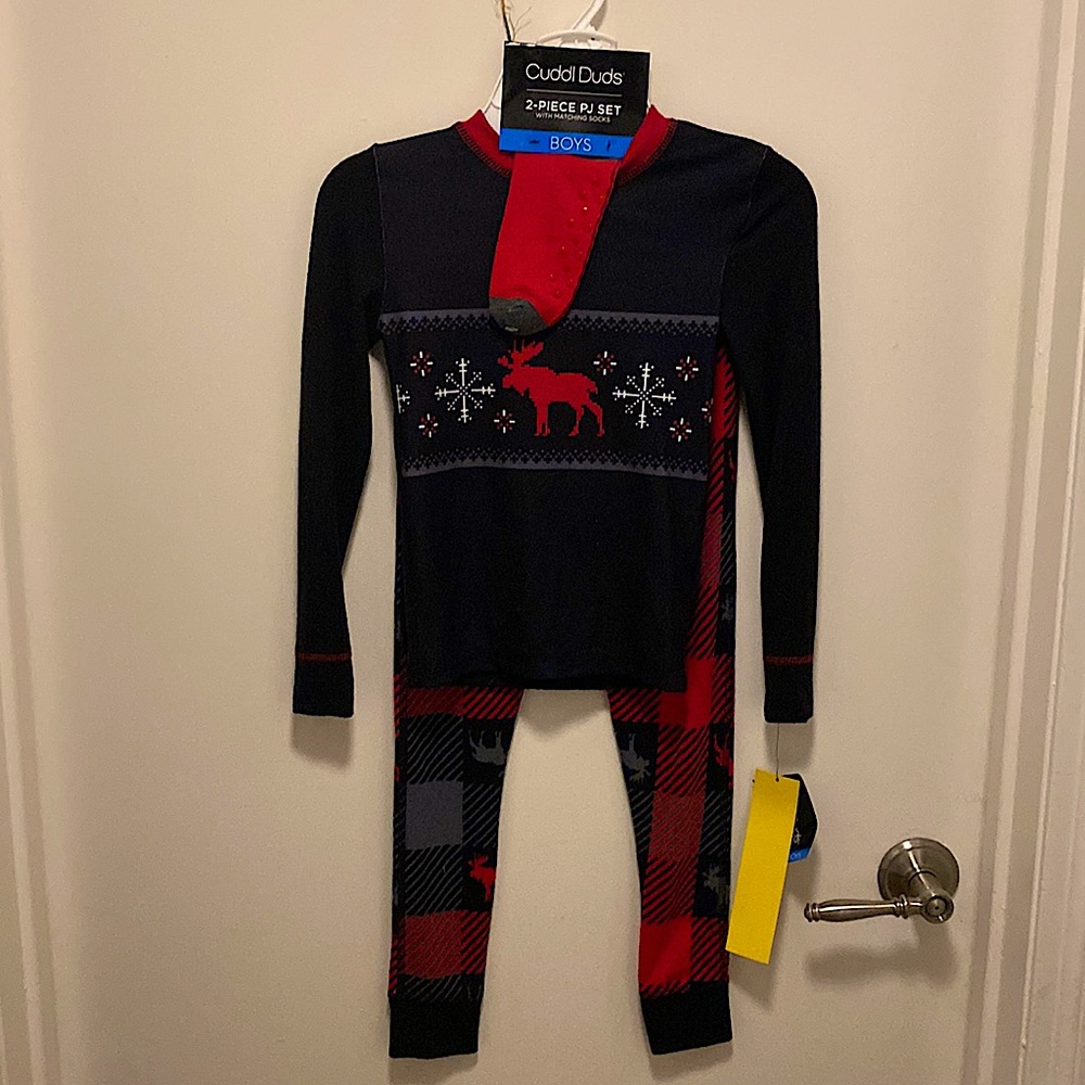 Cuddl Duds pajama set boys 6 Christmas jammies